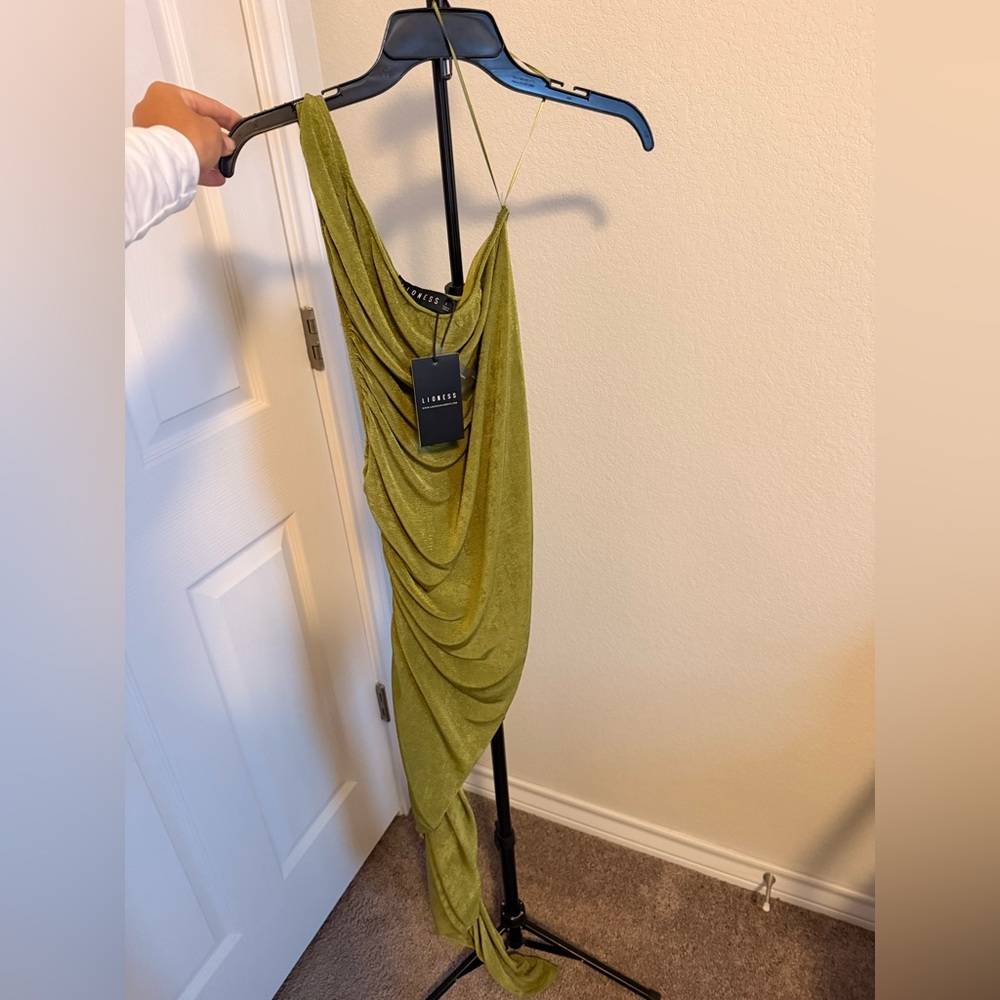 Lioness Olive One Shoulder Dress